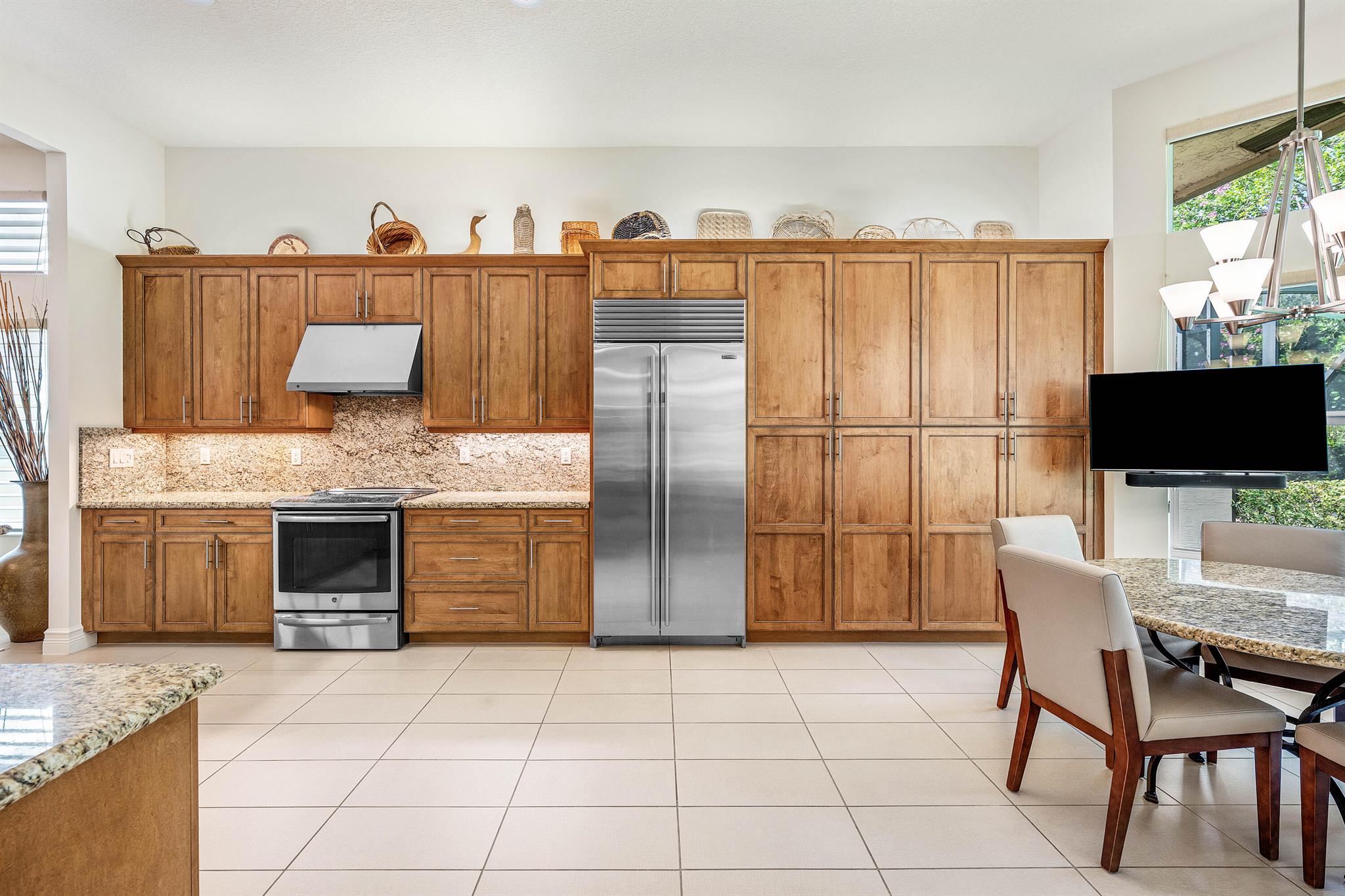 Valencia Cove - Residential