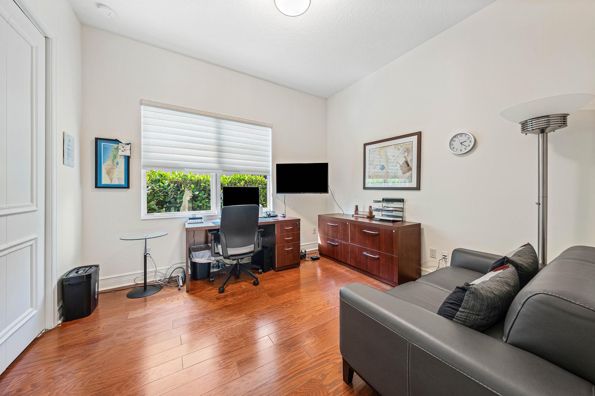 Valencia Cove - Residential