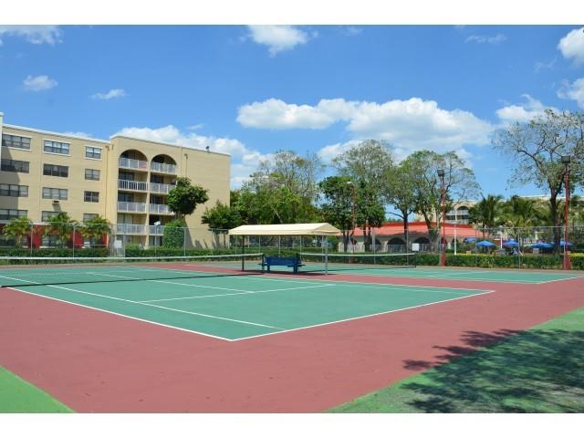 Country Club Towers - Residential Lease