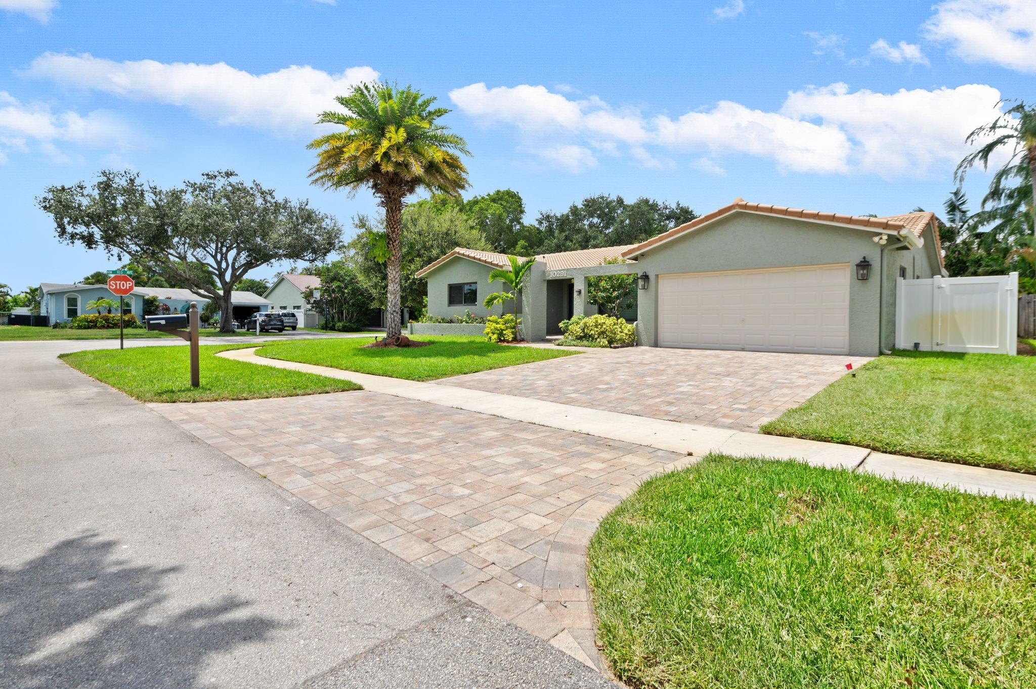 10291 NW 3rd Ct, Plantation, FL, 33324/$669,000 1 10291 NW 3rd Ct