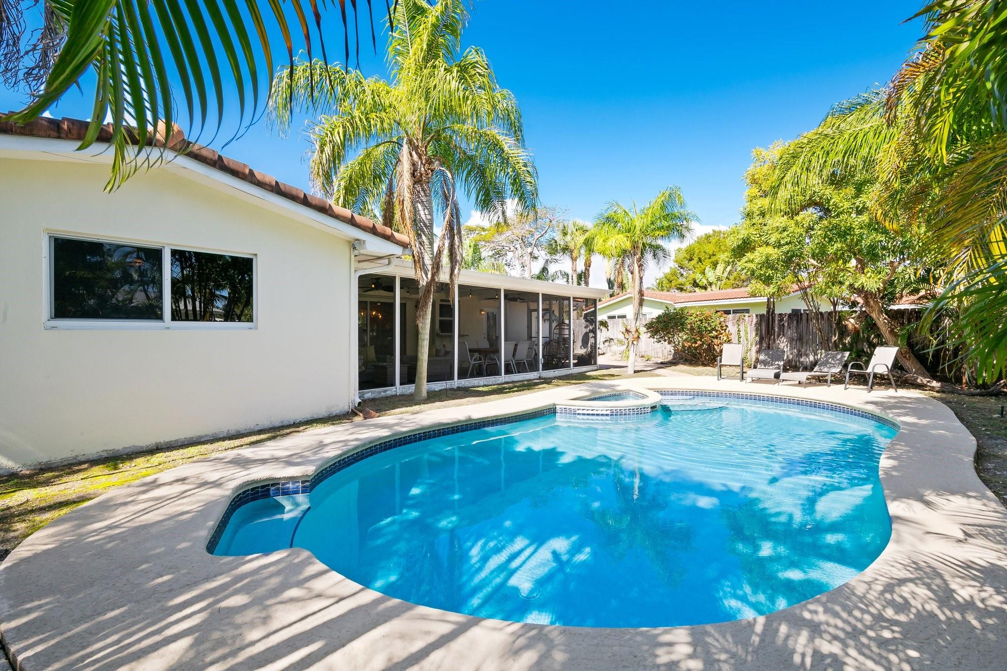 Welcome to 806 SE 9th Ave, nestled in The Cove, just 1.7 miles (2.74km) to the ocean, fine dining & entertainment. Beautifully updated single-family home offers a perfect blend of comfort & style. Spacious 2-bedroom, 2-bathroom residence features high-quality renovations, including gourmet kitchen w/ upgraded appliances, wine cooler, granite countertops, & breakfast bar. Brand New A/C installed June 2025, dryer, dishwasher, & refrigerator, ALL newly installed in 2024, as well as a New washing machine installed 2023. Additional highlights include indoor laundry room, ample storage, attached garage, and circular driveway. Step outside to enjoy your private backyard, complete w/ a serene pool and secluded patio, ideal for relaxing and entertaining. This home is ready for your personal touch.