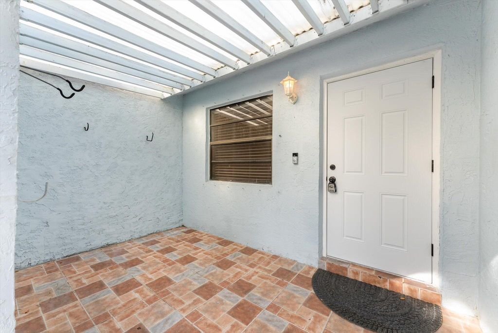 Photo of 822 Lantern Tree Ln, Wellington, FL 33414 (MLS # R11106536)