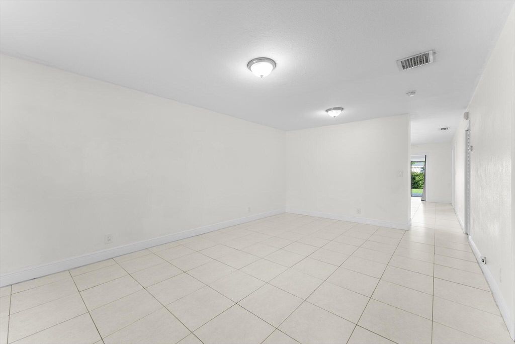 Photo of 822 Lantern Tree Ln, Wellington, FL 33414 (MLS # R11106536)
