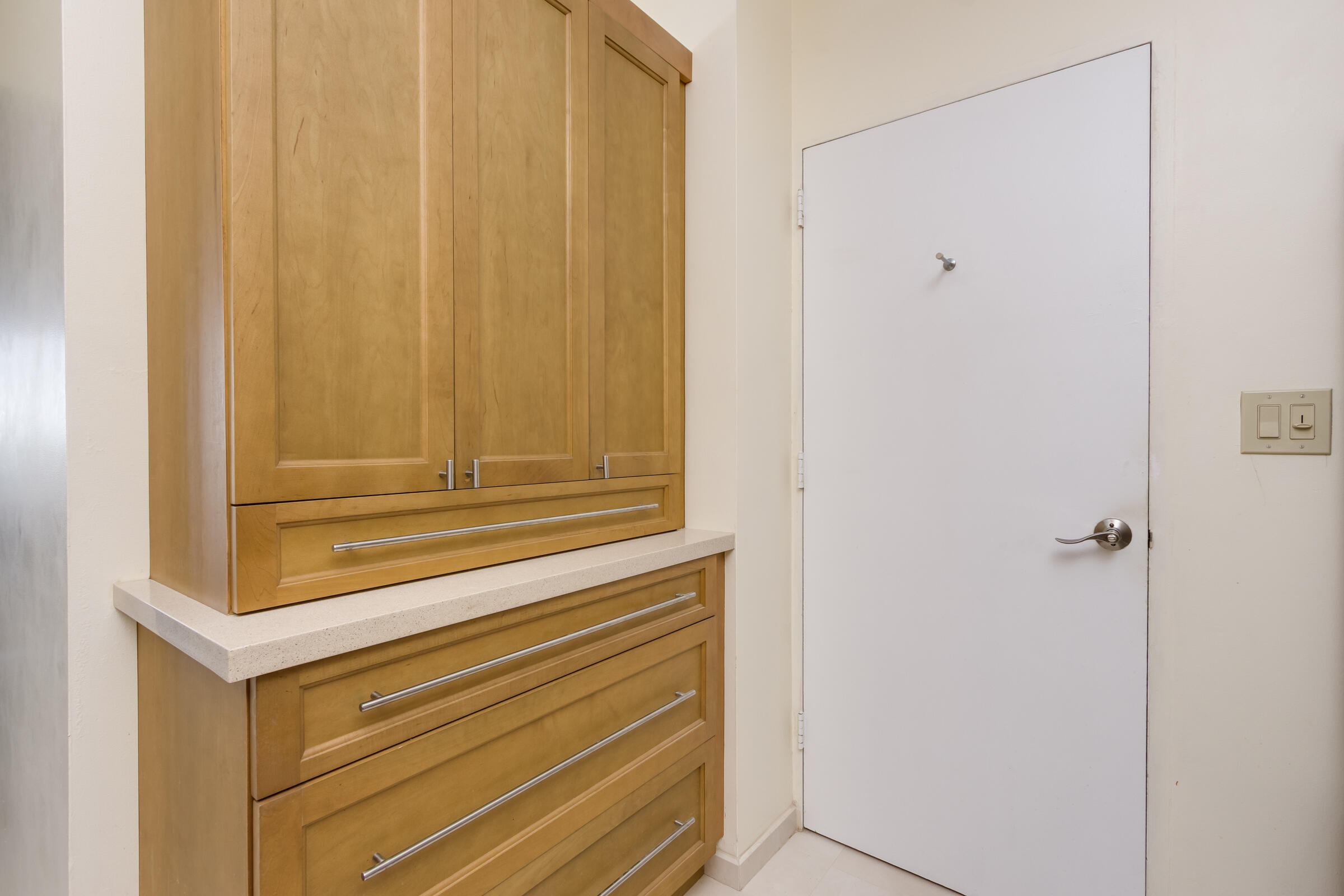 SUNRISE TOWER CONDO - Residential