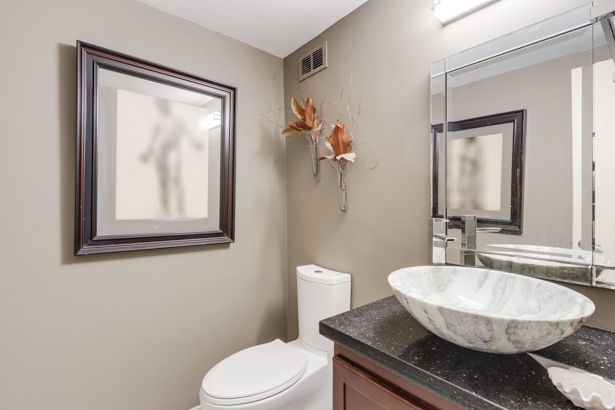 SUNRISE TOWER CONDO - Residential