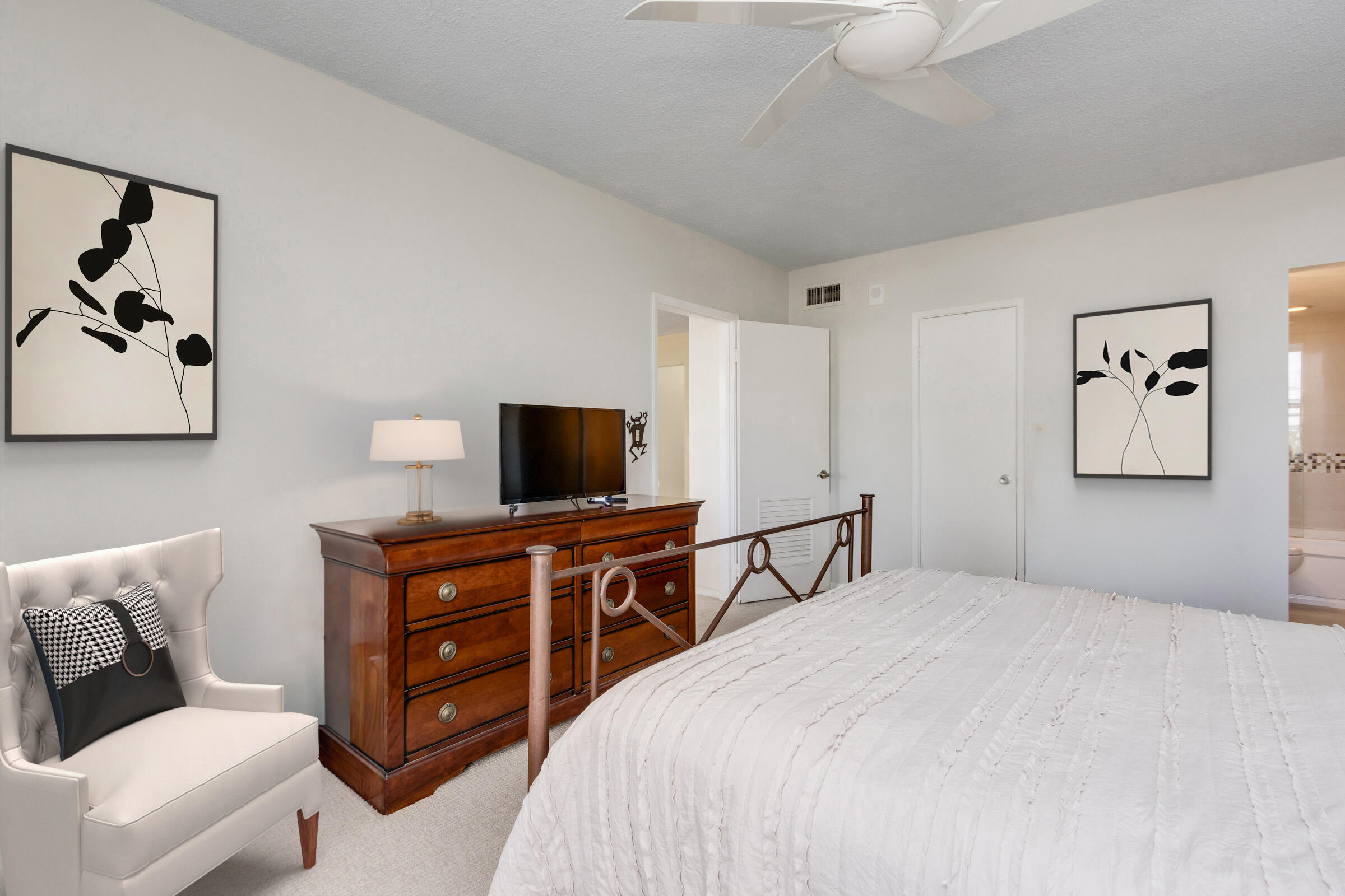 SUNRISE TOWER CONDO - Residential