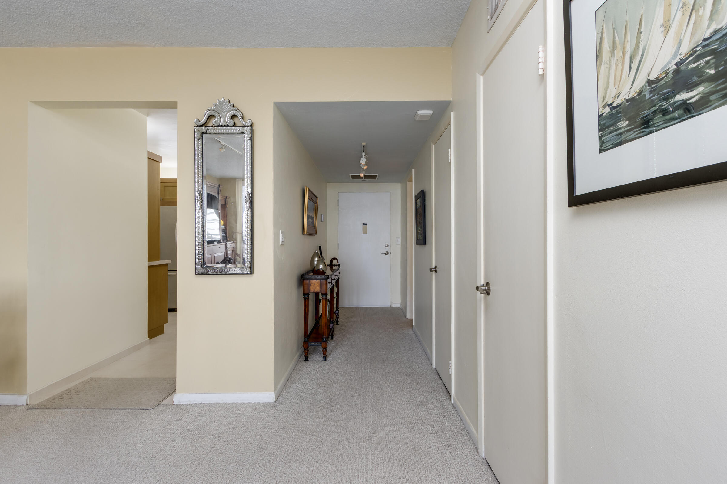 SUNRISE TOWER CONDO - Residential