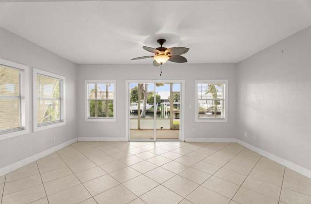 Photo of 1459 SW SEAHAWK Way, Palm City, FL 34990 (MLS # B26081129)