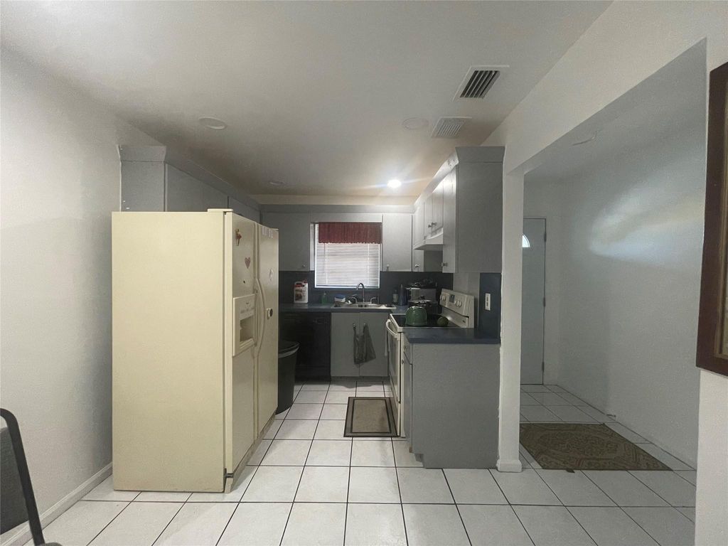 Photo of 5412 Cannon Way, West Palm Beach, FL 33415 (MLS # F10537042)