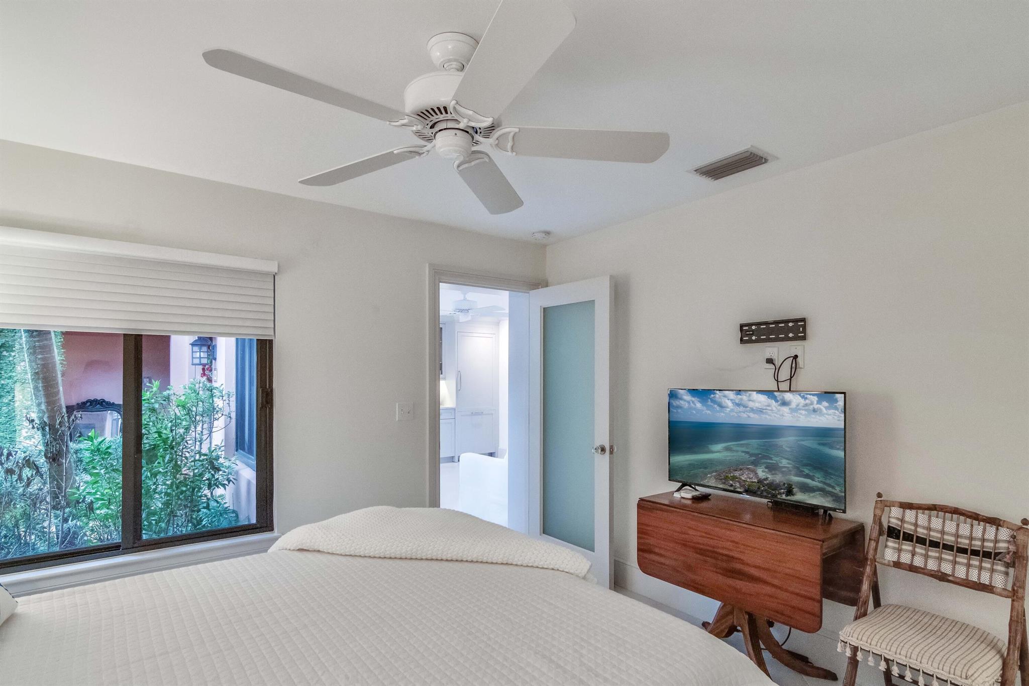 CHILIAN COURT CONDO - Residential Lease