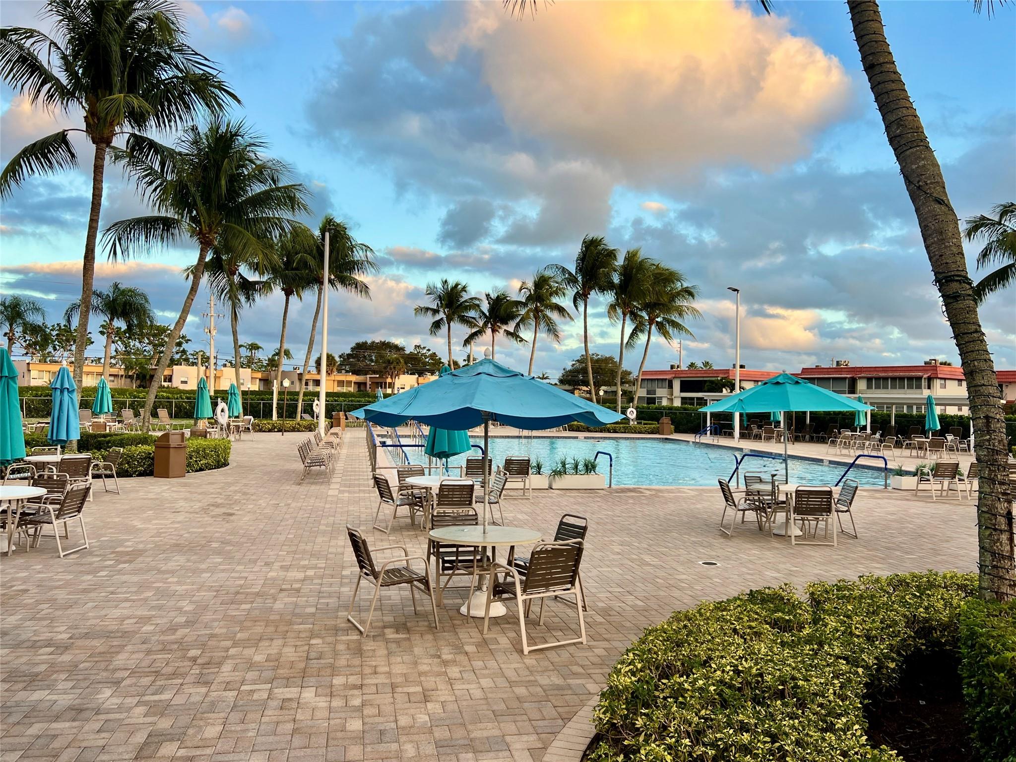 KINGS POINT TUSCANY CONDO - Residential