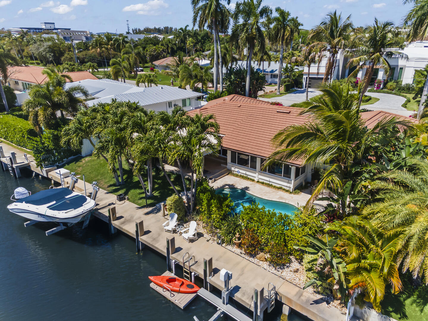 TROPIC ISLE - Residential