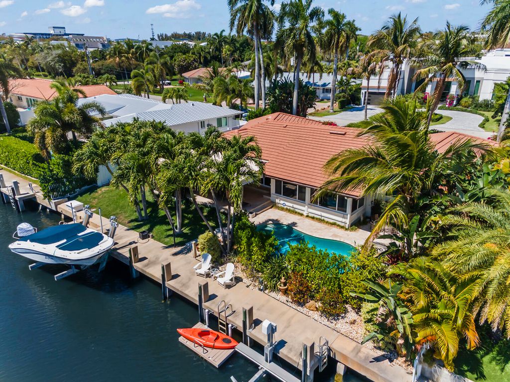 Photo of 926 Eve Street, Delray Beach, FL 33483 (MLS # B26015067)