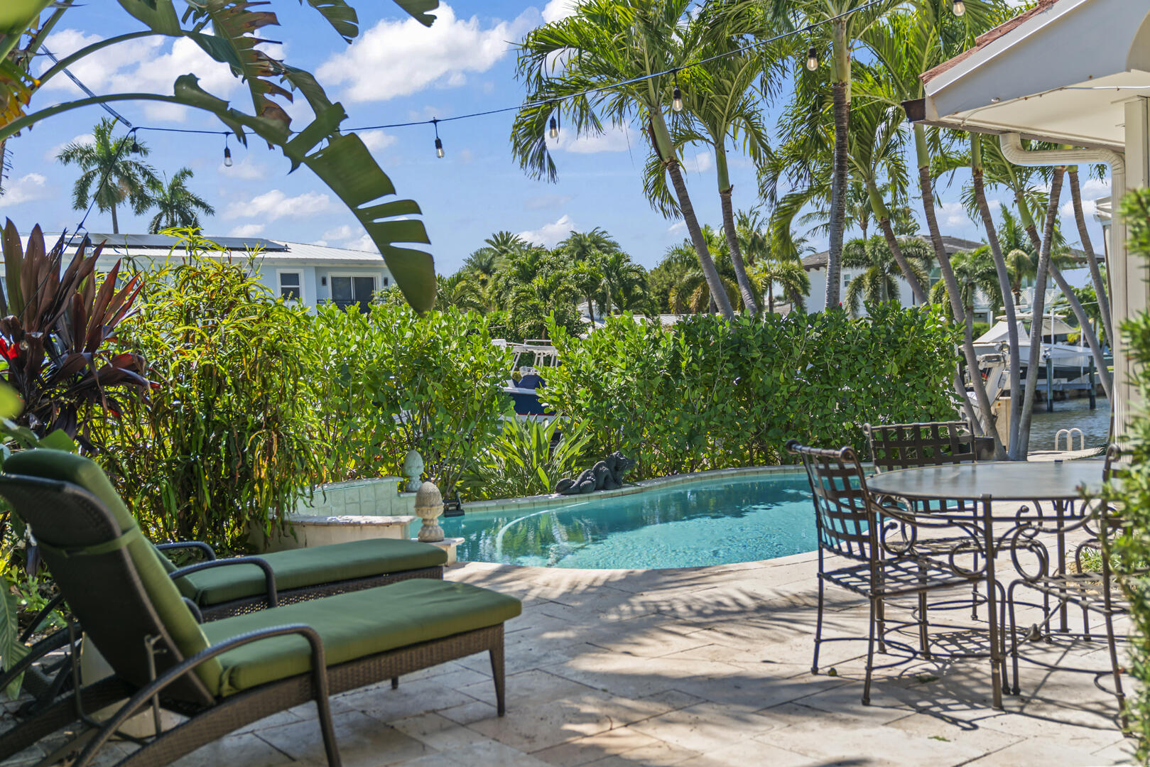 TROPIC ISLE - Residential