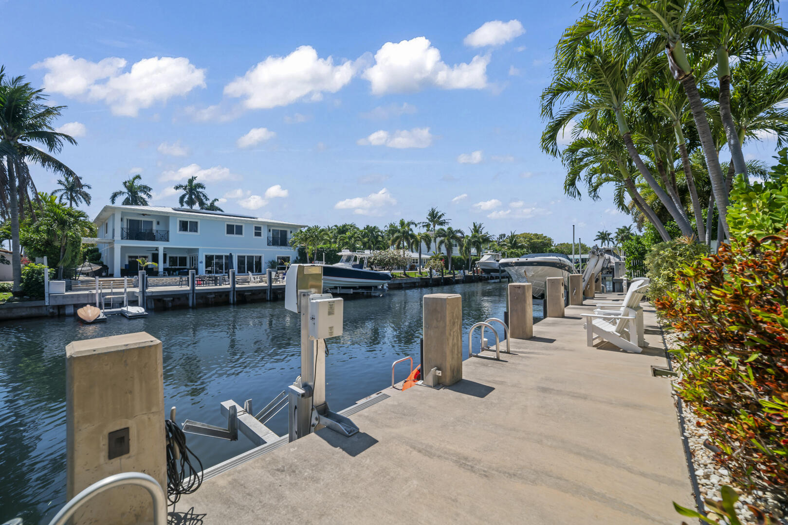 TROPIC ISLE - Residential