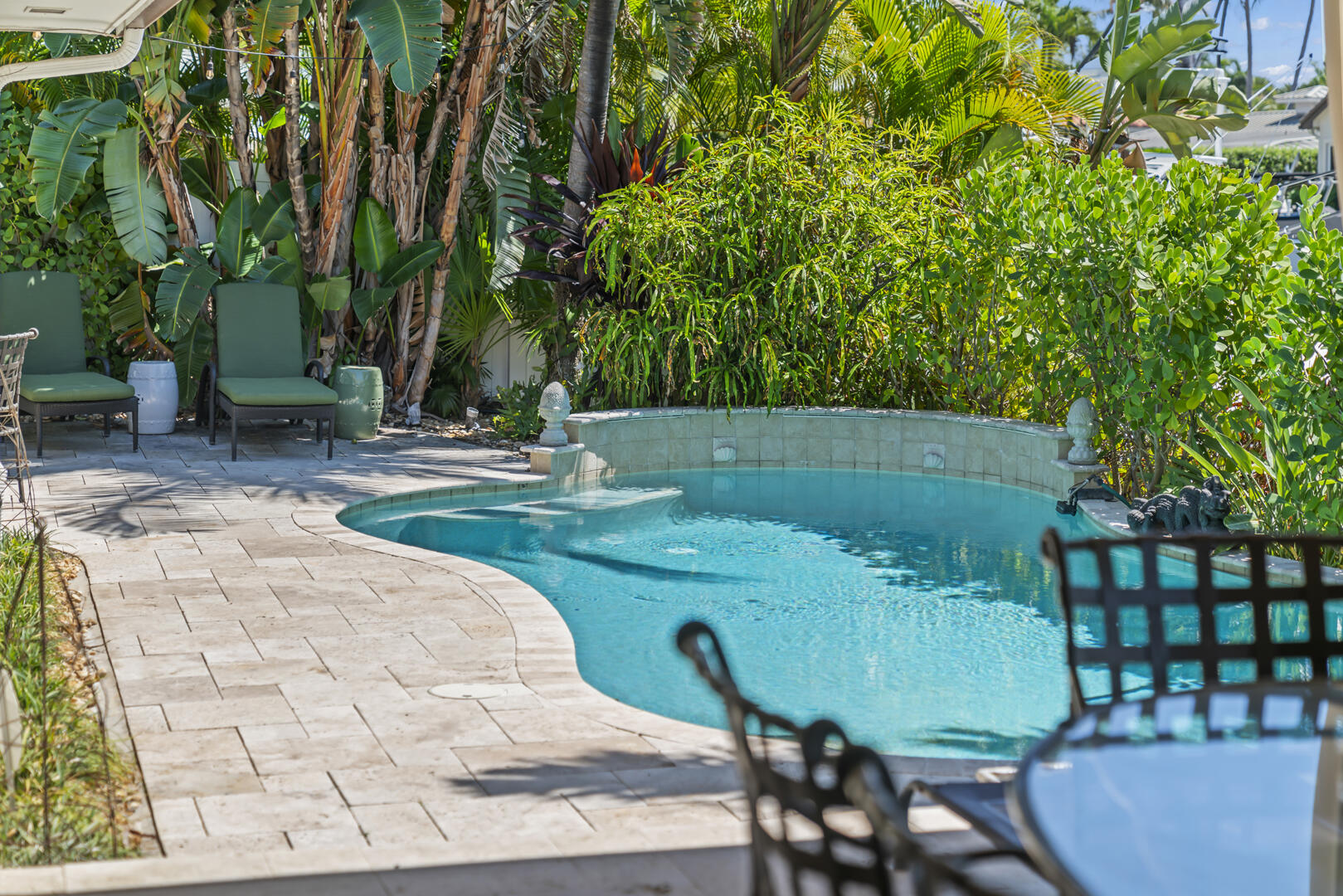 TROPIC ISLE - Residential