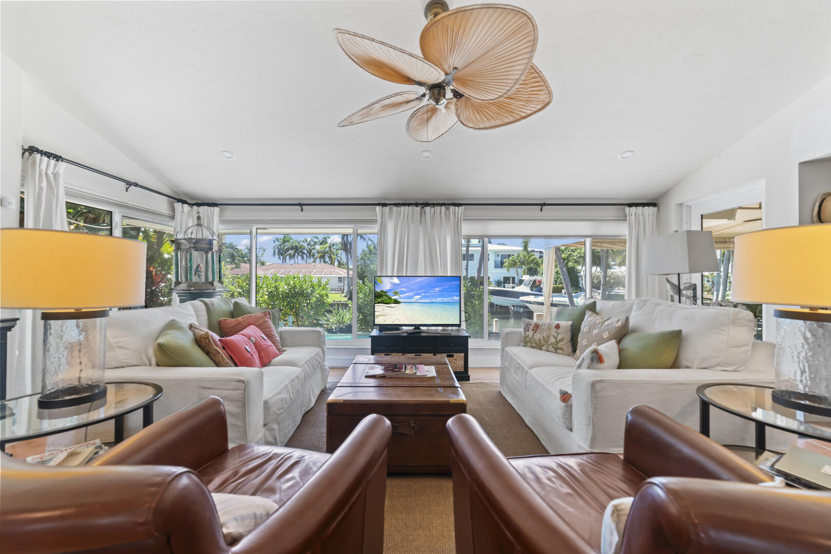 TROPIC ISLE - Residential