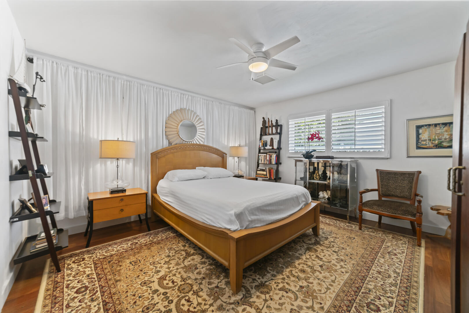 TROPIC ISLE - Residential