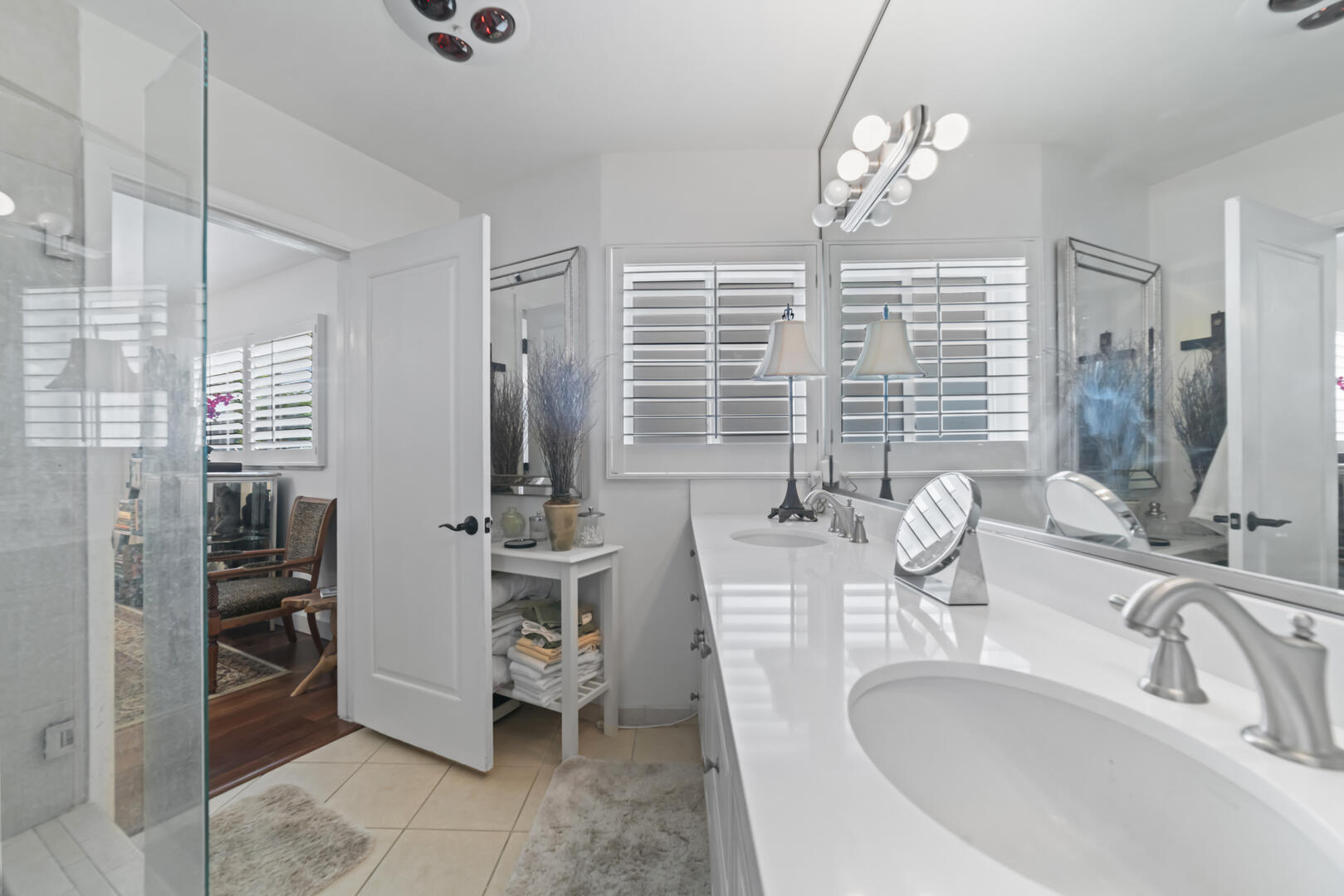 TROPIC ISLE - Residential