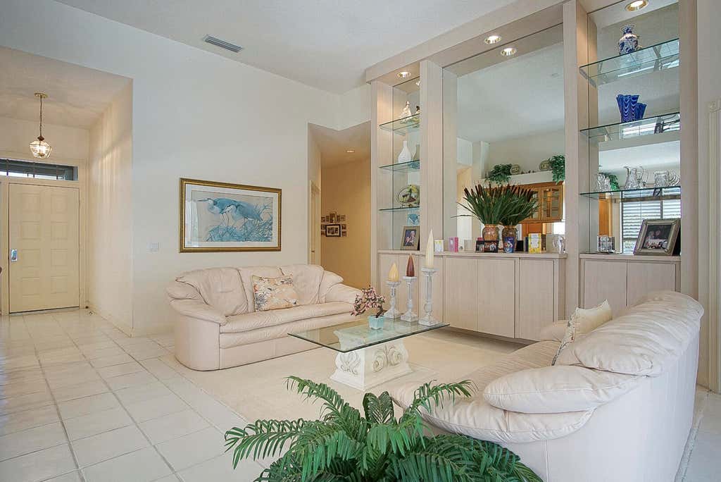 Photo of 351 NW Bentley Circle, Port Saint Lucie, FL 34986 (MLS # R10995351)