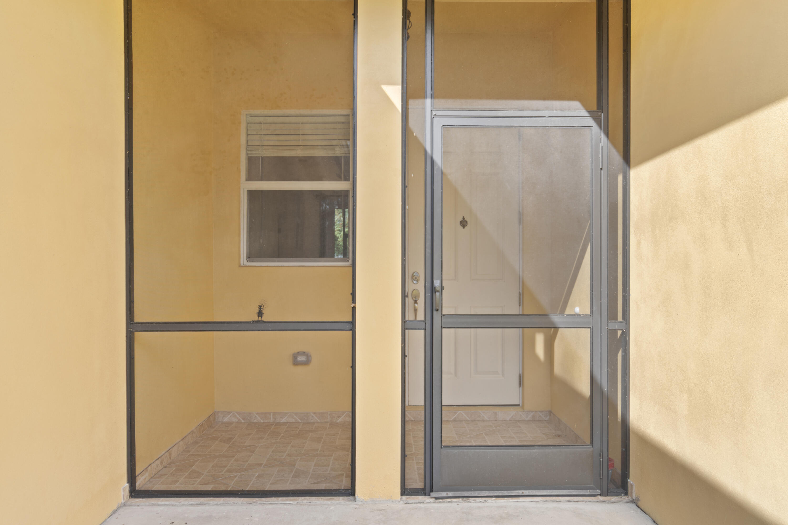 PALM BEACH RANCHETTES - Residential Lease