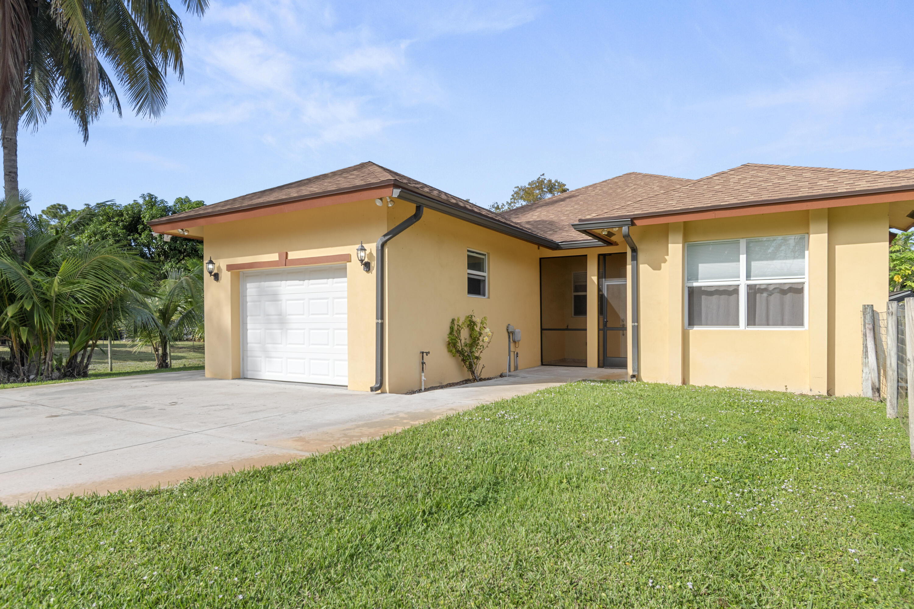 PALM BEACH RANCHETTES - Residential Lease