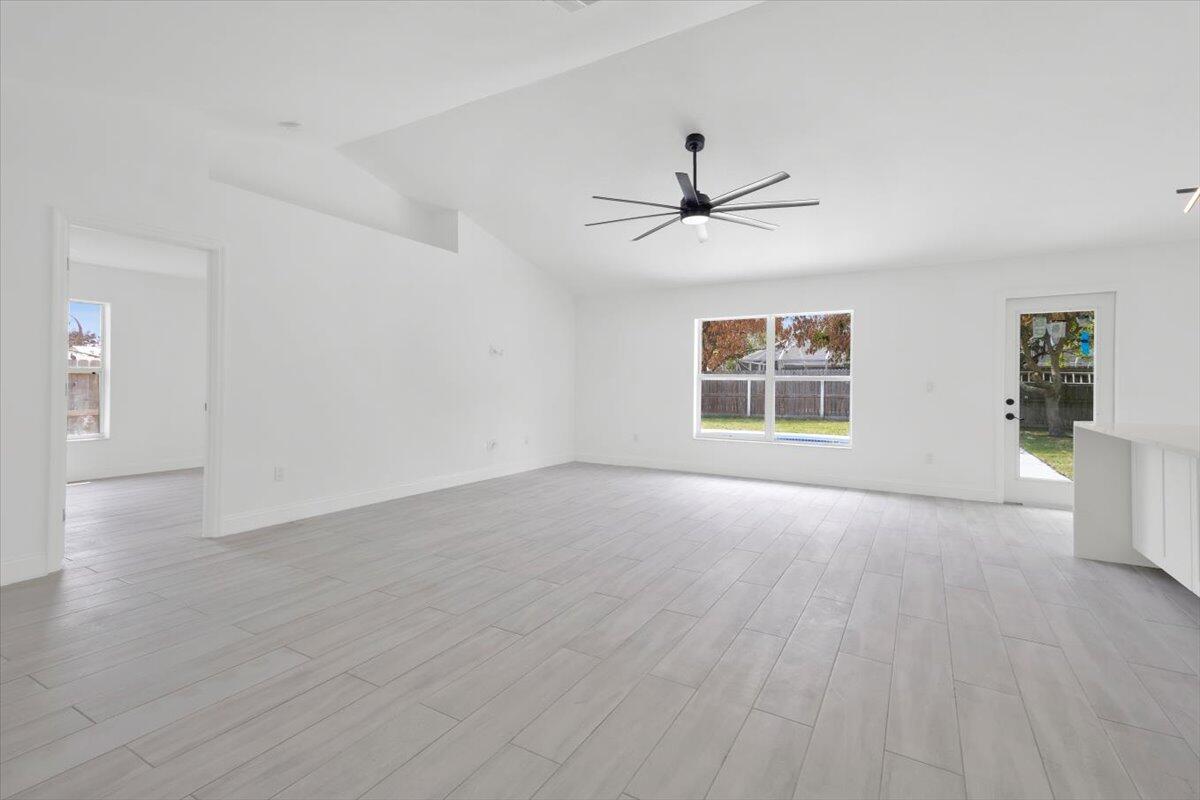 PORT ST LUCIE SECTION 15 - Residential