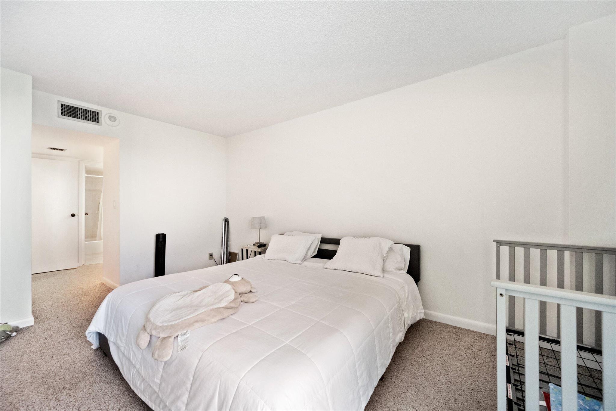 ARLEN HOUSE EAST CONDO - Residential