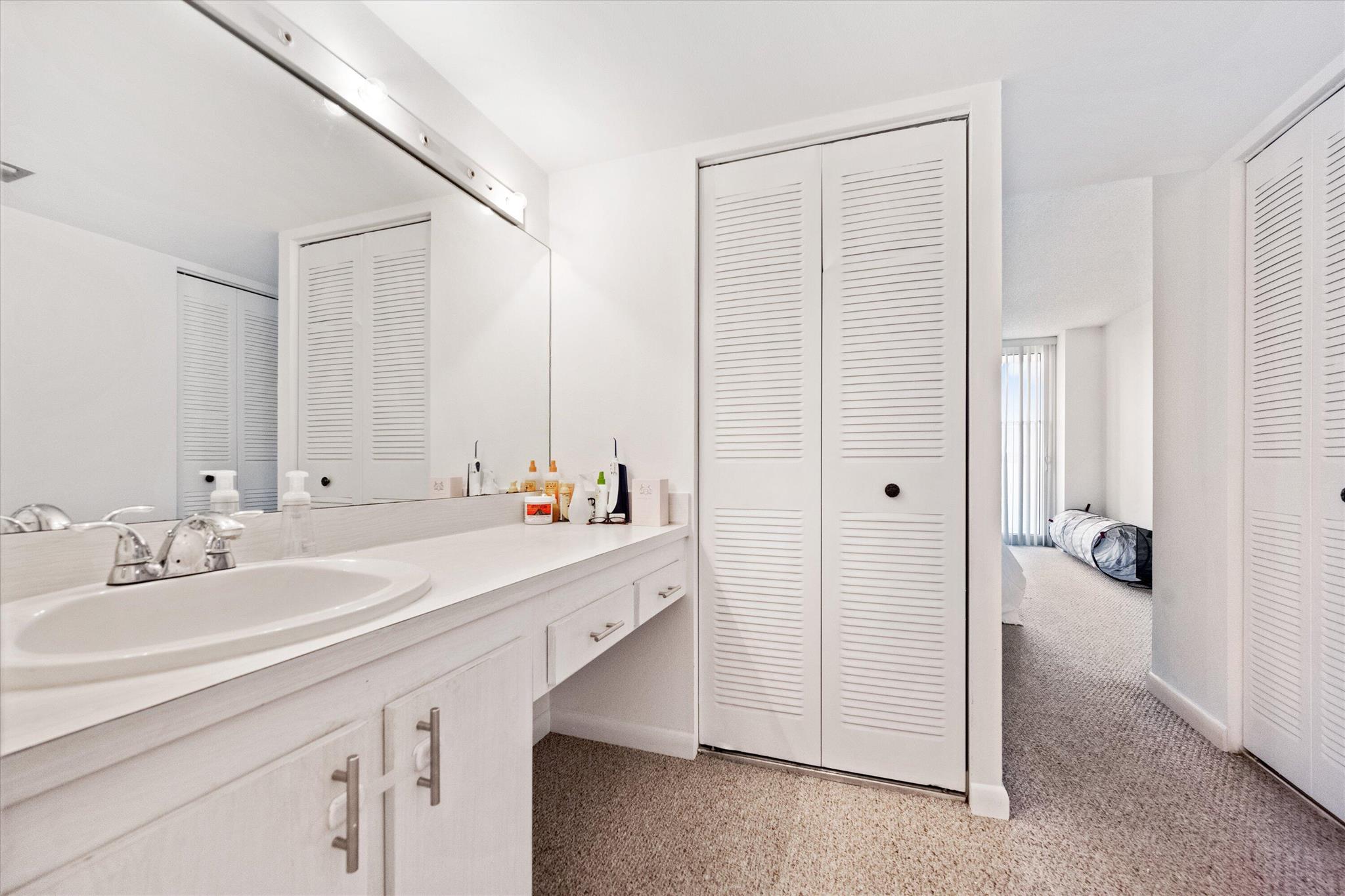 ARLEN HOUSE EAST CONDO - Residential
