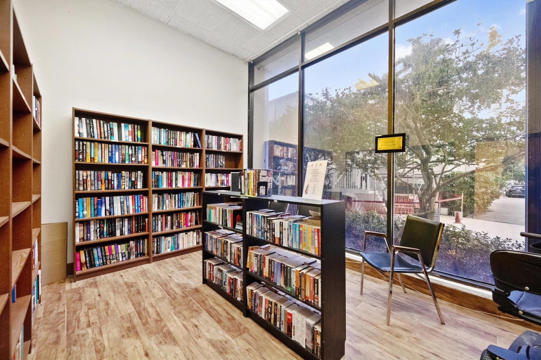 ARLEN HOUSE EAST CONDO - Residential