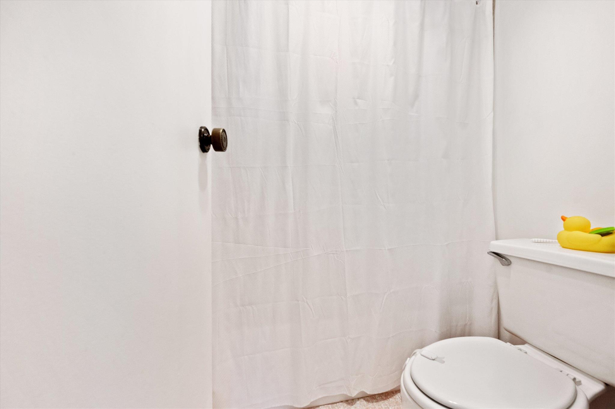 ARLEN HOUSE EAST CONDO - Residential