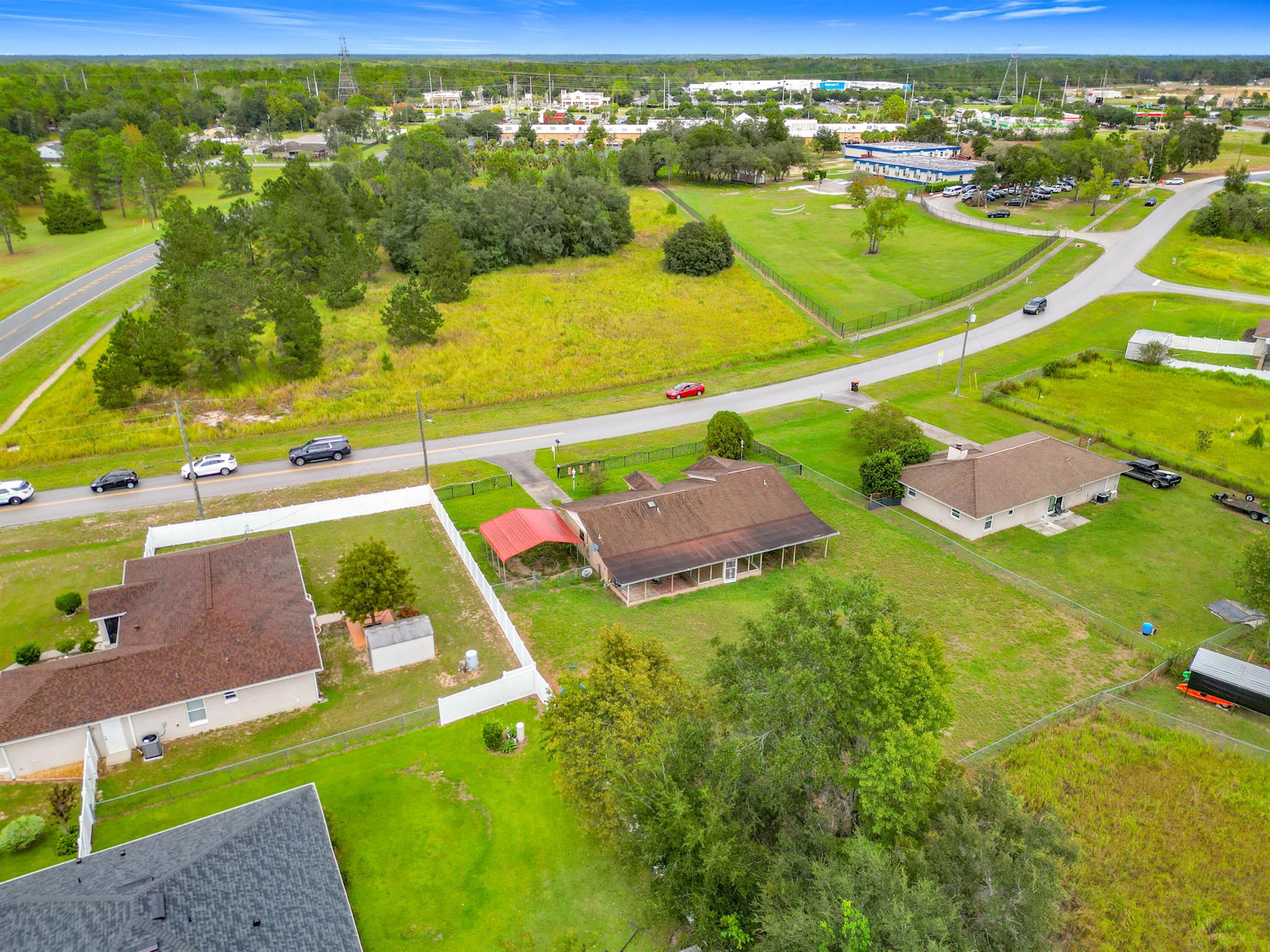 SILVER SPRINGS SHORES UNI - Residential