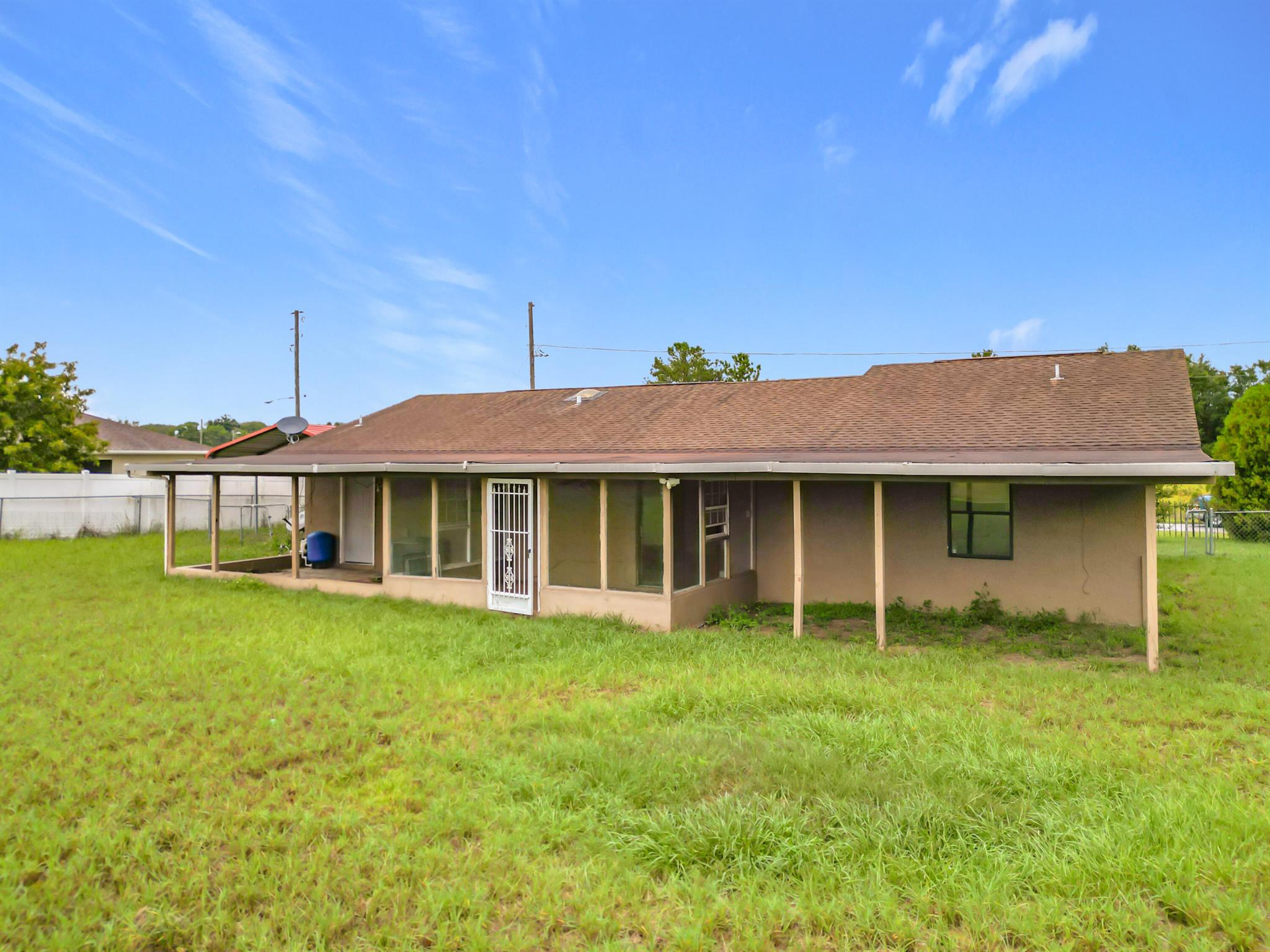 SILVER SPRINGS SHORES UNI - Residential