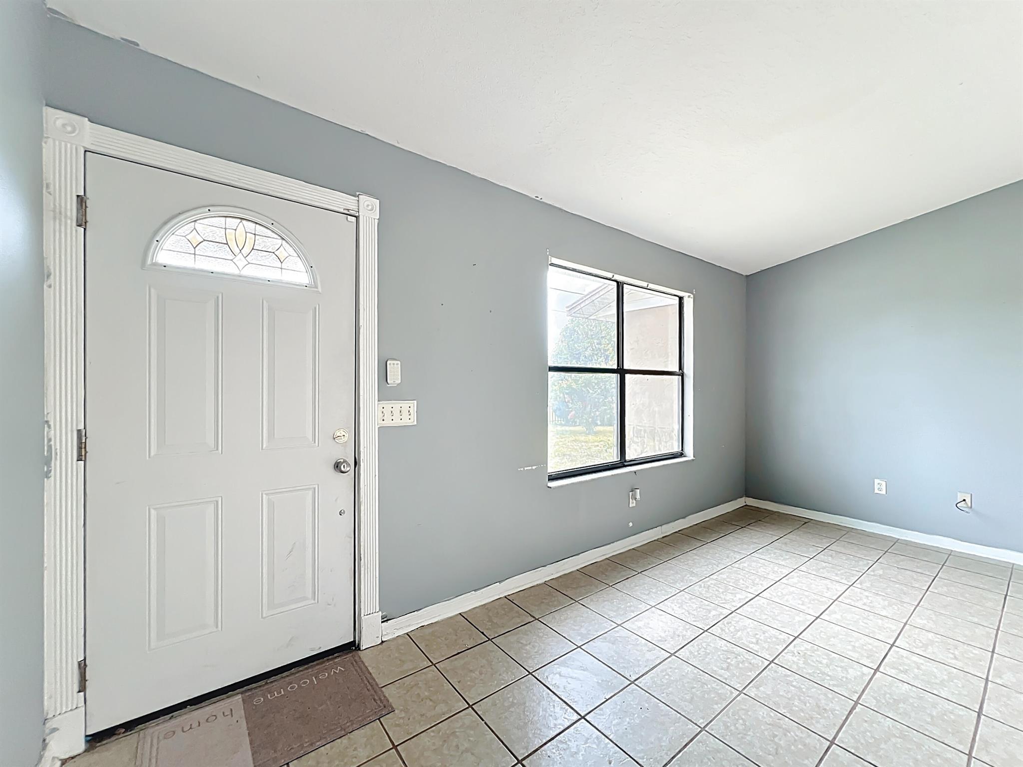 SILVER SPRINGS SHORES UNI - Residential