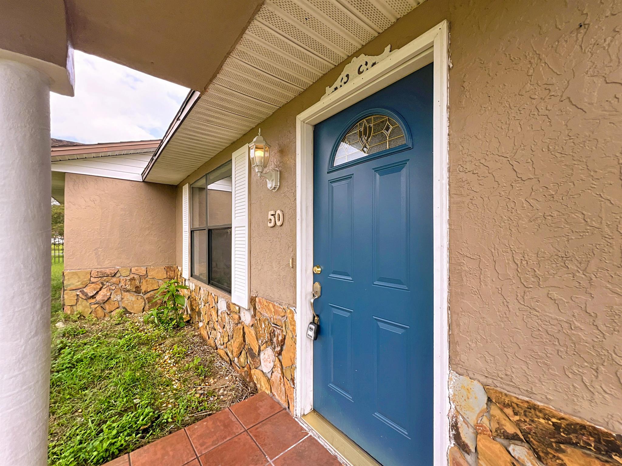 SILVER SPRINGS SHORES UNI - Residential