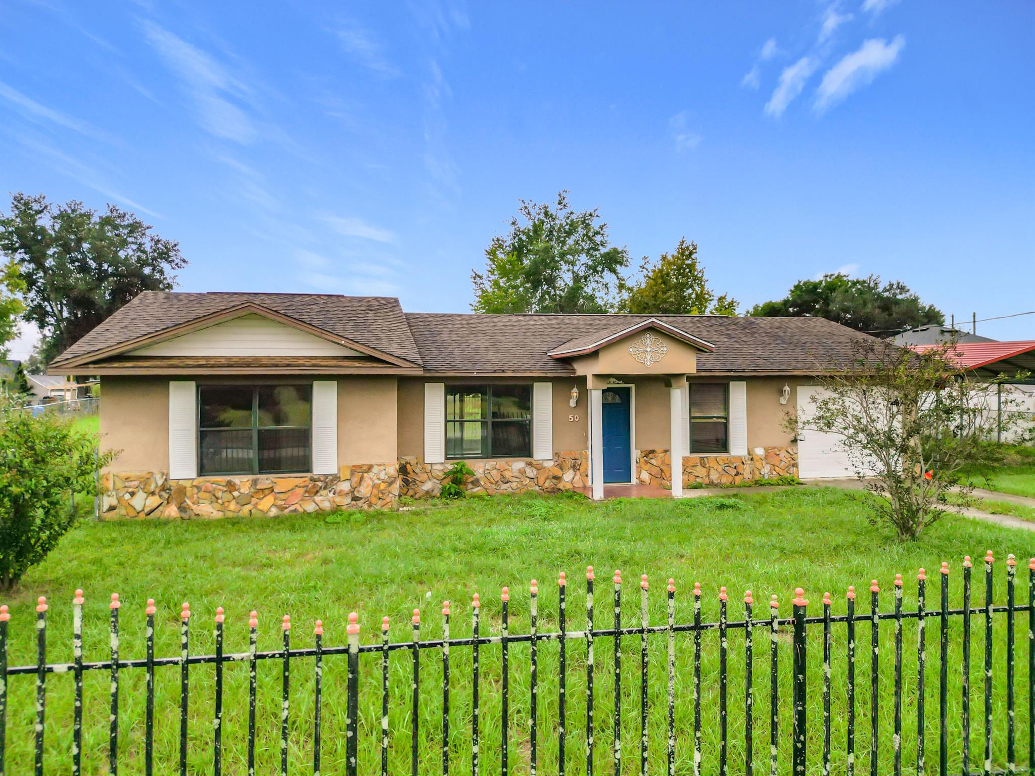 SILVER SPRINGS SHORES UNI - Residential