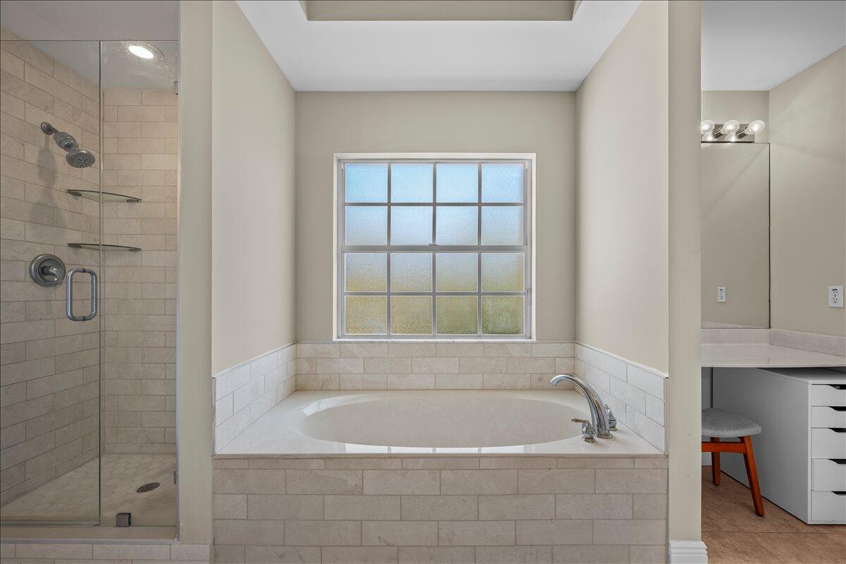 EGRET LANDING AT JUPITER - Residential