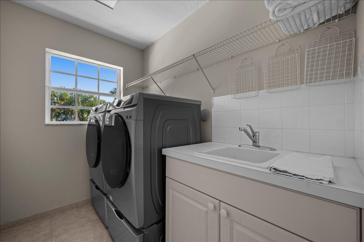 EGRET LANDING AT JUPITER - Residential