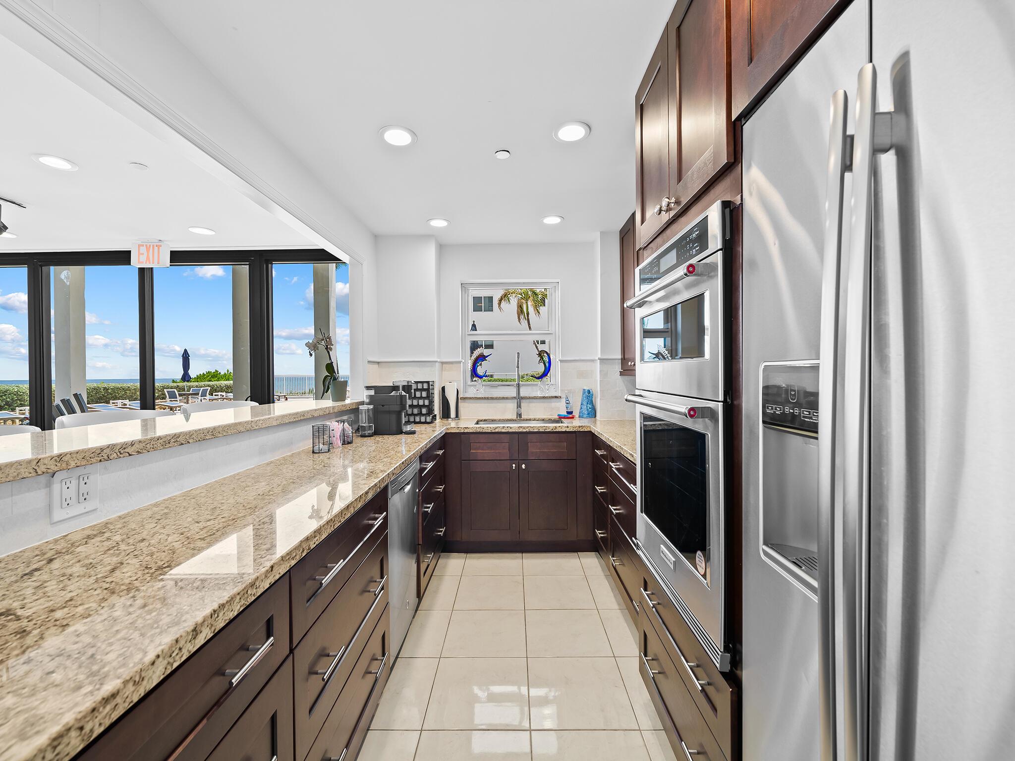 HIGHLANDS PLACE - Residential