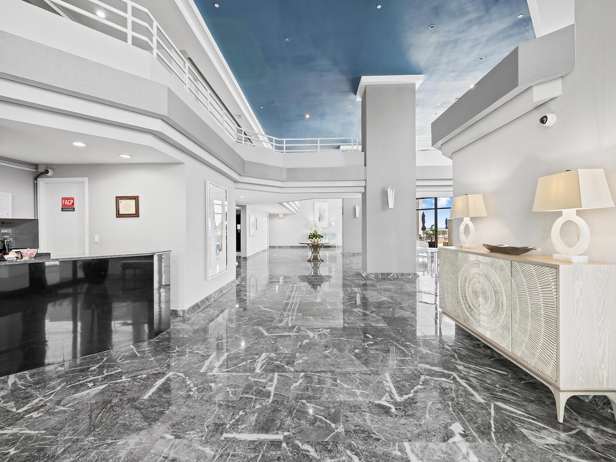 HIGHLANDS PLACE - Residential