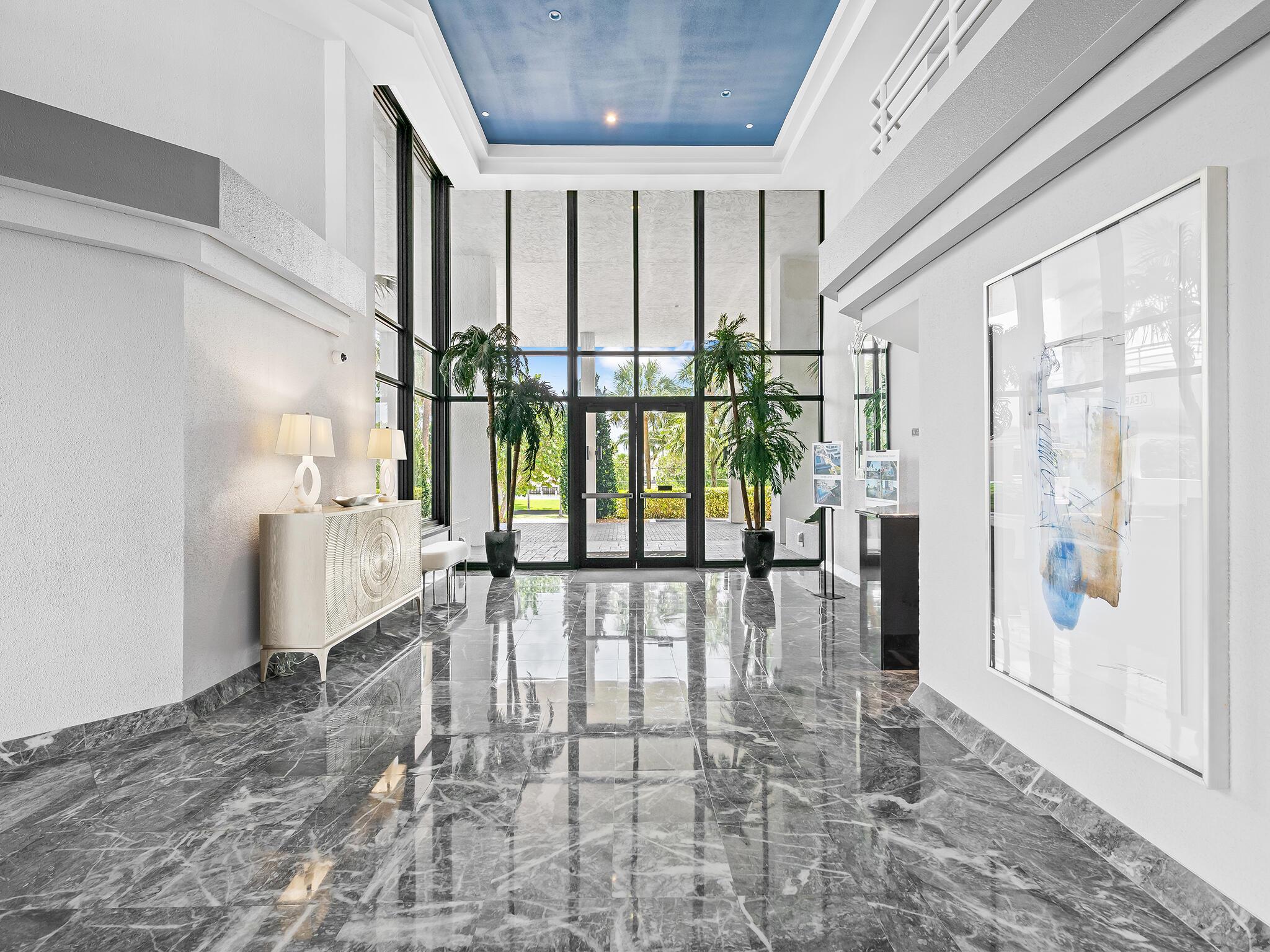 HIGHLANDS PLACE - Residential