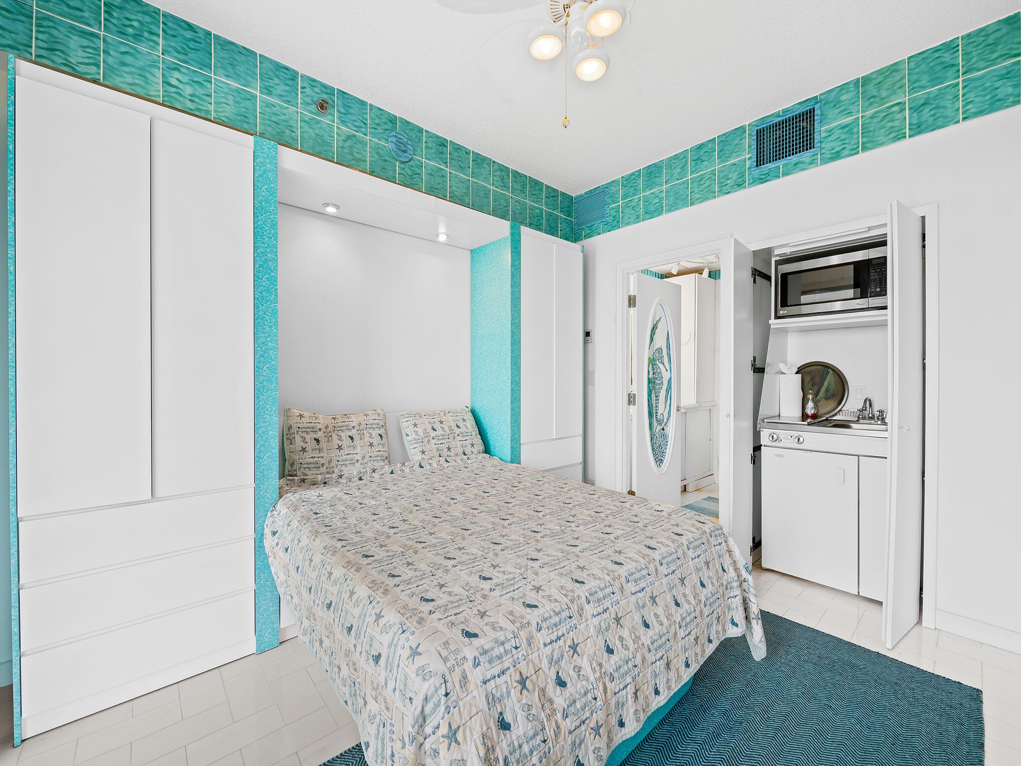 HIGHLANDS PLACE - Residential