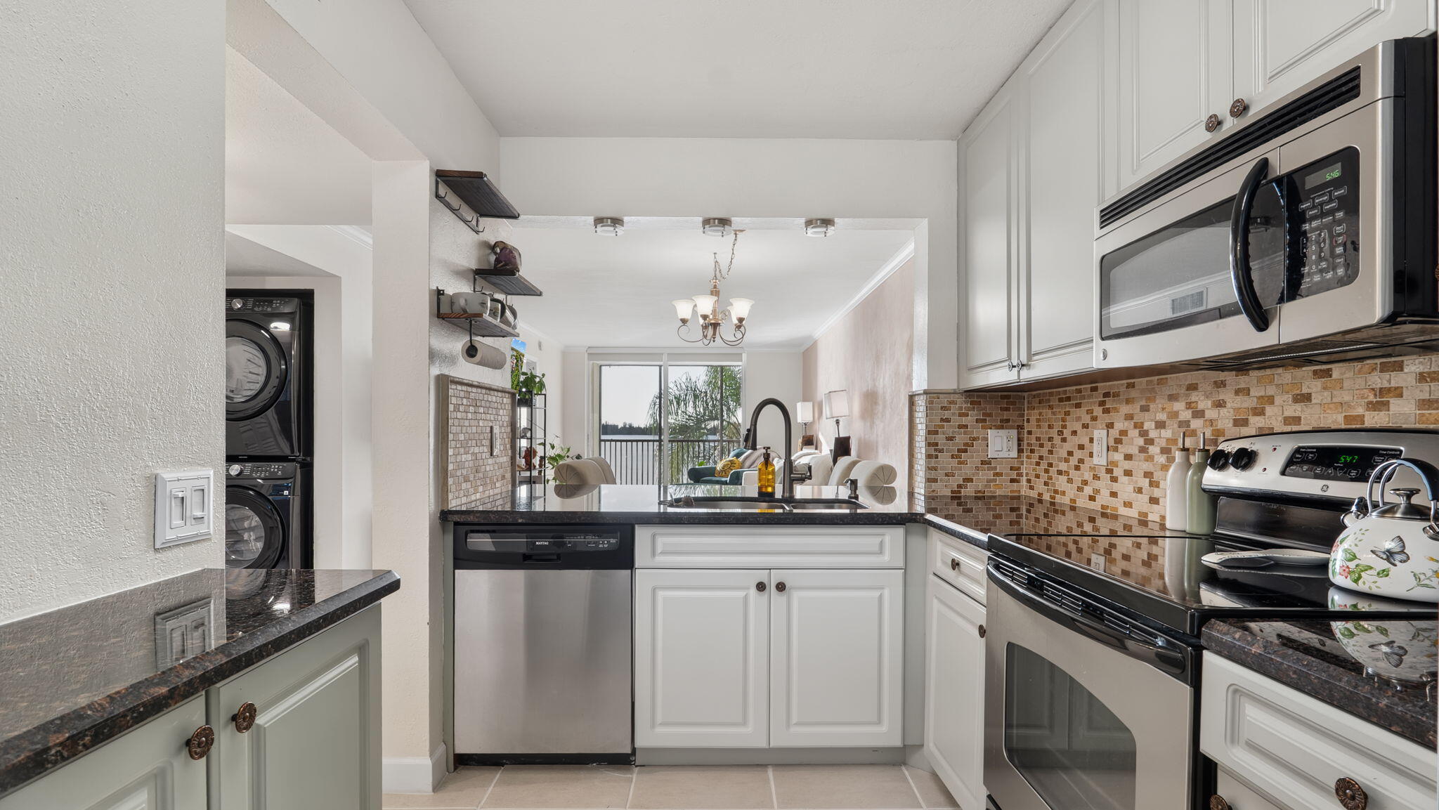 110 Lake Emerald Drive Unit 303