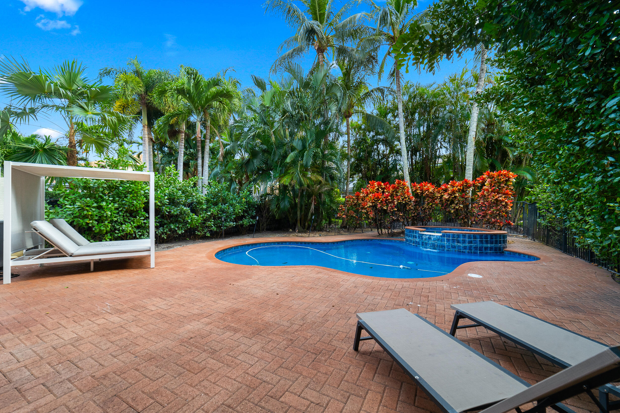 PROSPERITY HARBOR NORTH - Residential