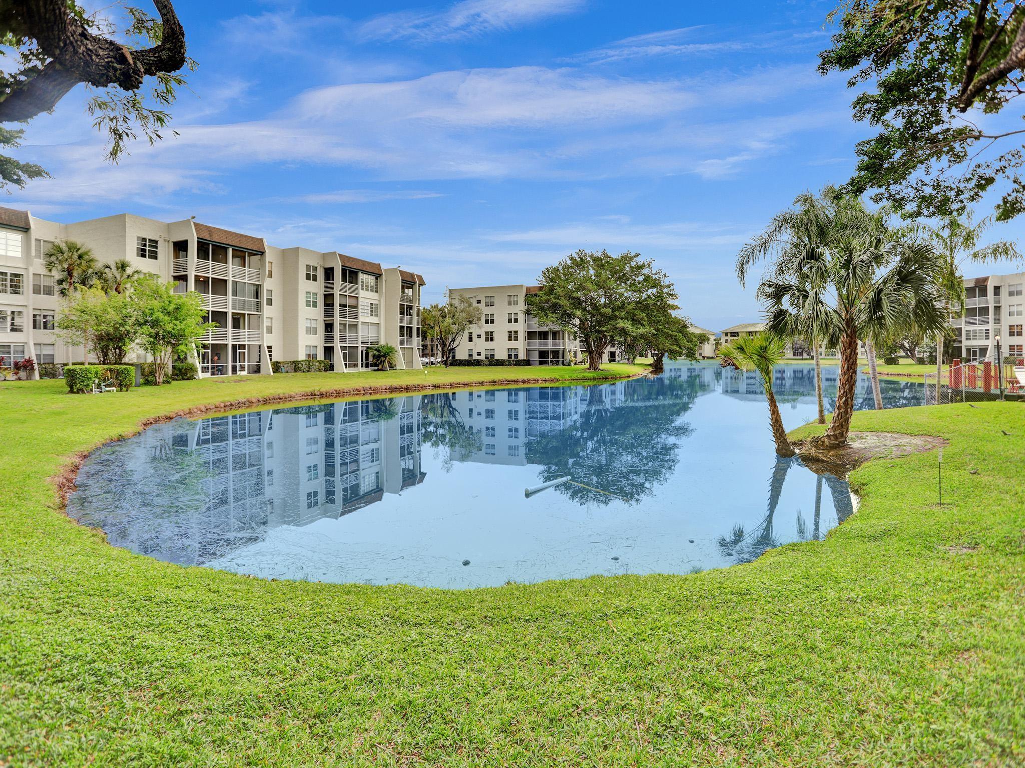 SUPER ONE BEDROOM WITH UPDATED KITCHEN AND BATH, GRANITE COUNTERTOPS, TILE AND LAMINATE FLOORING, SCREEN PATIO. NEW A/C INSTALLED MARCH 2022. THIS APARTMENT IS LOCATED IN PRIVATE PINE ISLAND RIDGE COUNTRY CLUB, WHICH OFFERS AMENITIES SUCH AS GOLF TENNIS SAUNA STEAM WORKOUT FACILITY SPORTS BAR AND PRIVATE DINING ROOM. NSU AND DAVIE COLLEGES 10 MIN. PRIVATE COUNTRY CLUB COMMUNITY*EXECUTIVE GOLF COURSE*TENNIS*PICKLEBALL, BOCCE BALL*GYM, SPORTS BAR* FINE DINING ROOM ARE INCLUSIVE WITH LEASE* MINIMUM FICO 700* MINIMUM VERIFIABLE INCOME OF $5200 MONTHLY