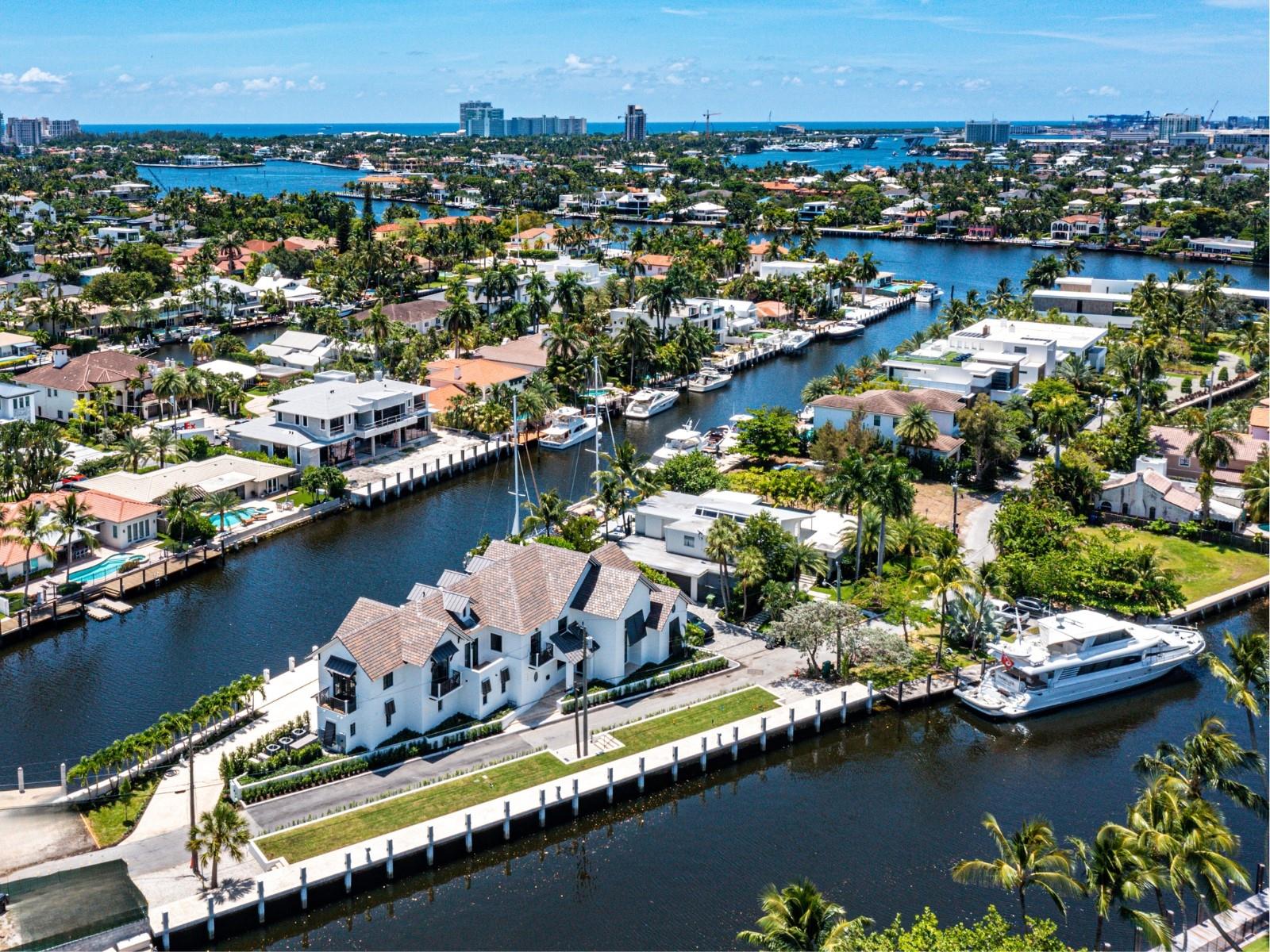 Venice 6-4 B - Residential