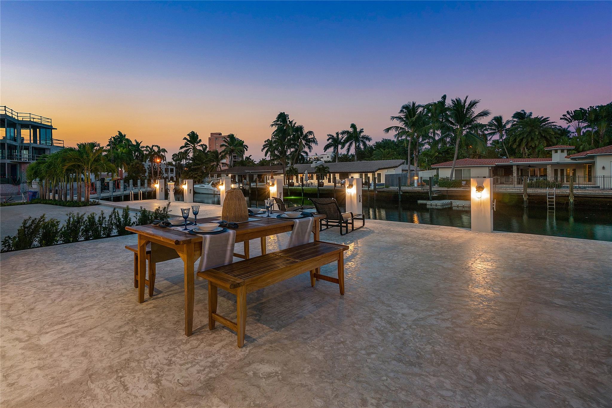 Venice 6-4 B - Residential