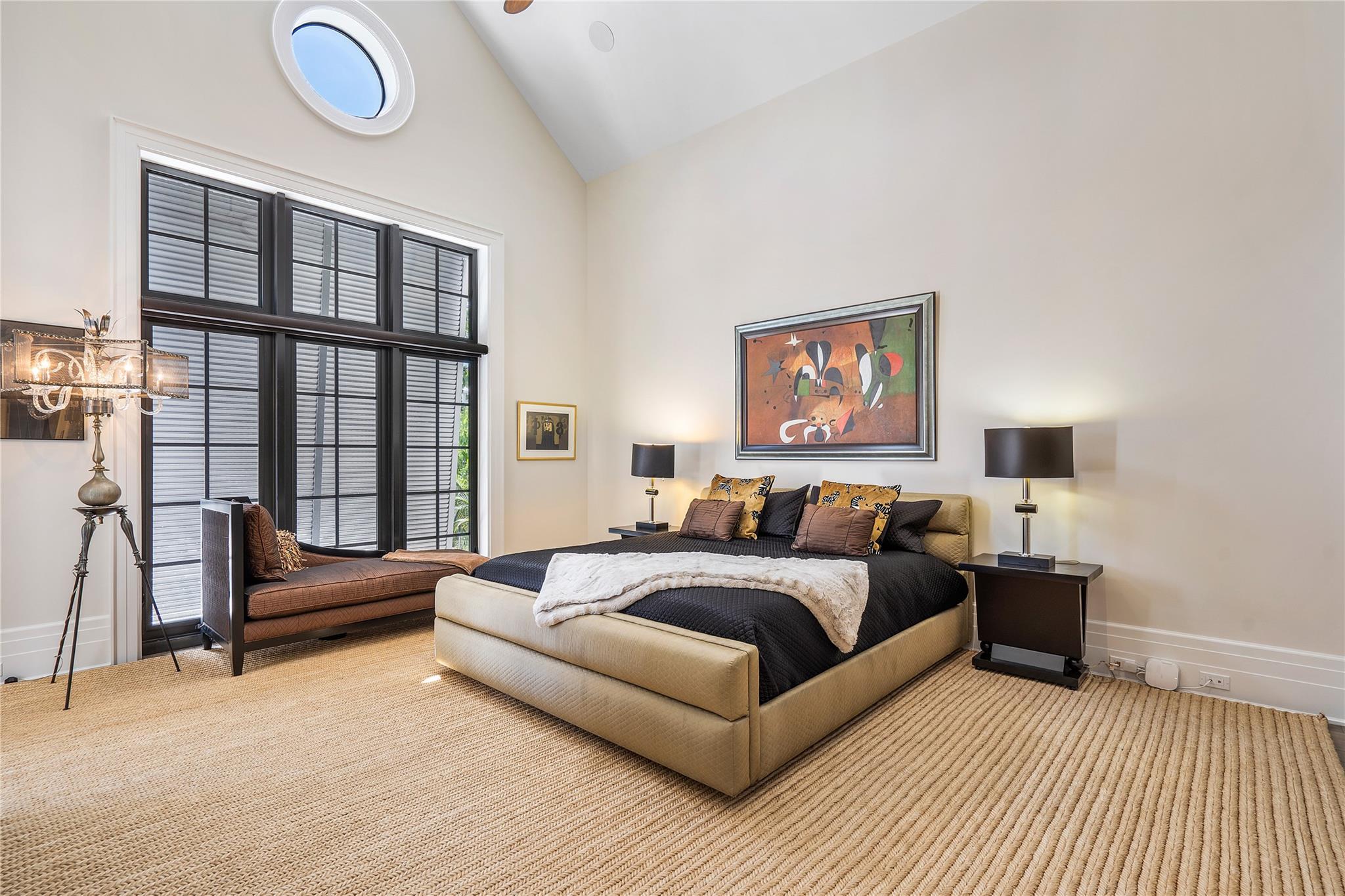 Venice 6-4 B - Residential