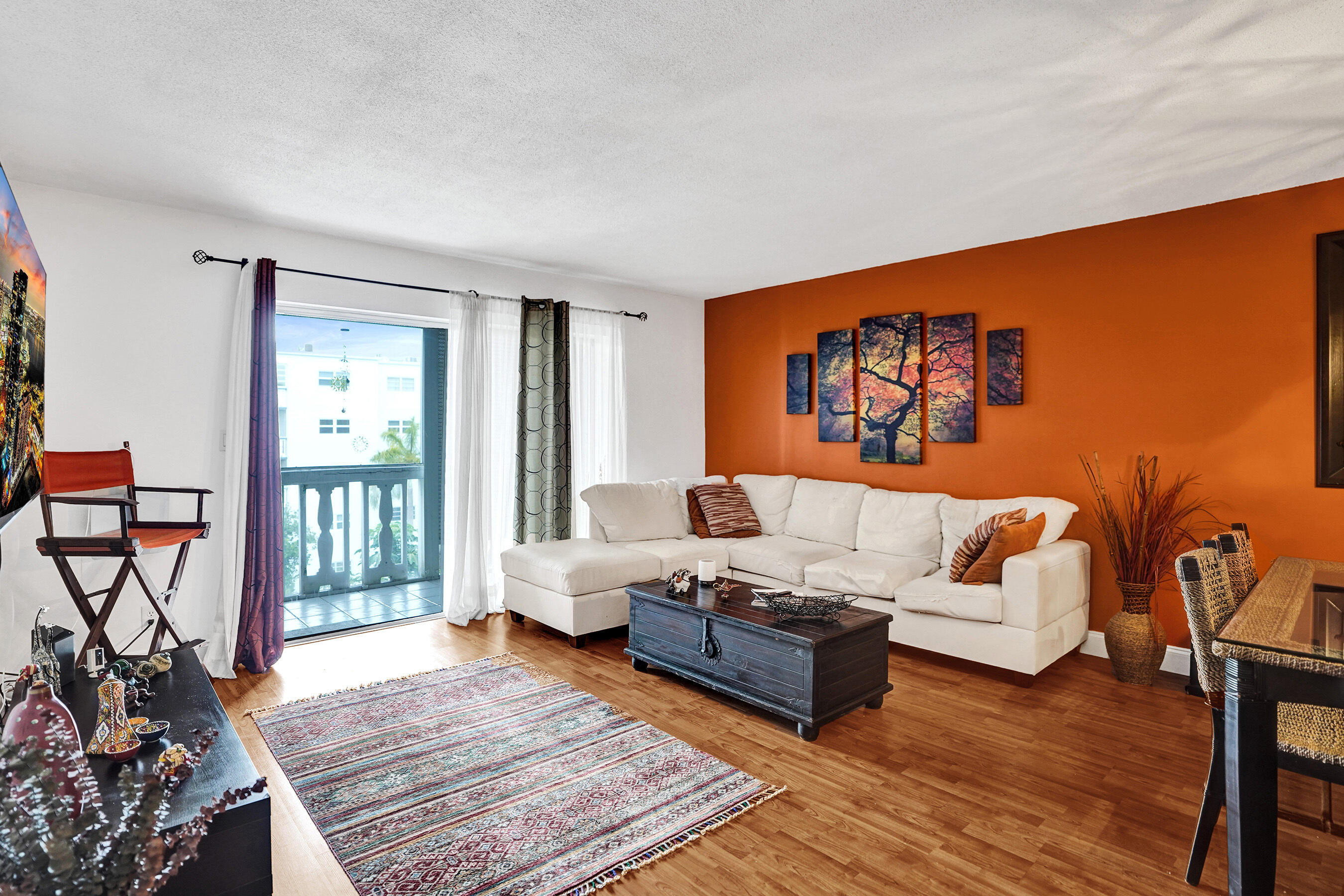 MEADOWBROOK TOWERS CONDO - Residential