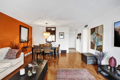 Property photo of 218 Ne 12th Avenue 401, Hallandale Beach, FL 33009